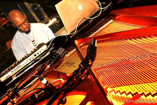 orrin-evans-(will-calhoun-AZA)